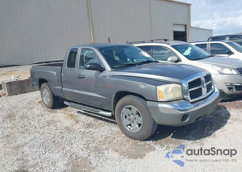 2005 Dodge Dakota Slt z USA, uszkodzony, nr VIN 1D7HE42N95S235440